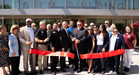 SJC STEM ribbon cutting